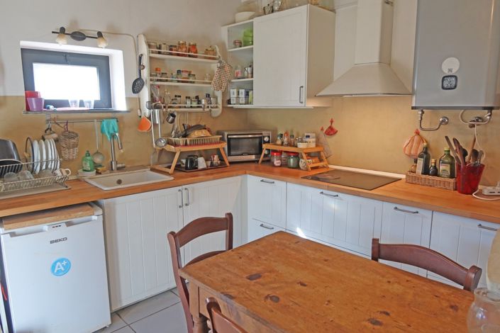 Image No.18-3 Bed Farmhouse for sale