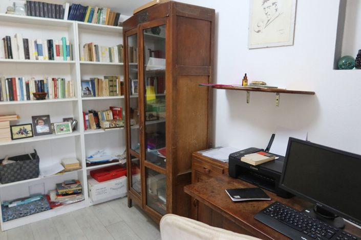 Image No.27-3 Bed Farmhouse for sale