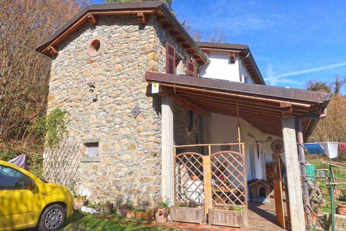 Image No.5-3 Bed Farmhouse for sale