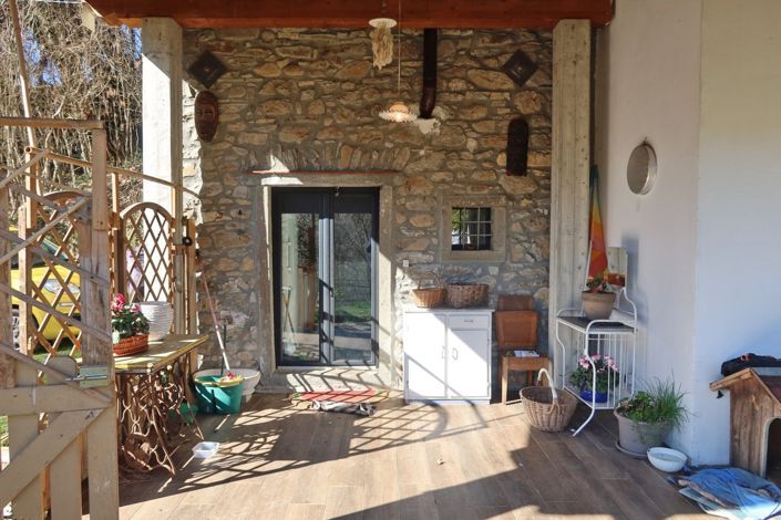 Image No.6-3 Bed Farmhouse for sale