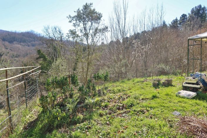 Image No.9-3 Bed Farmhouse for sale