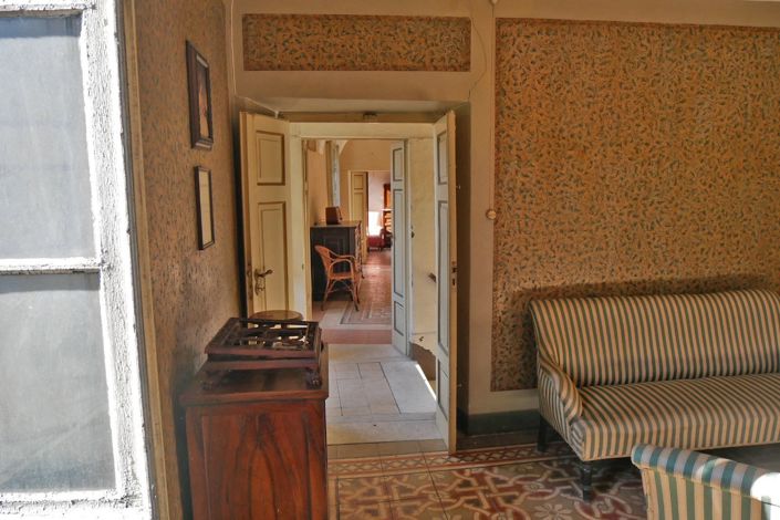 Image No.14-3 Bed Property for sale