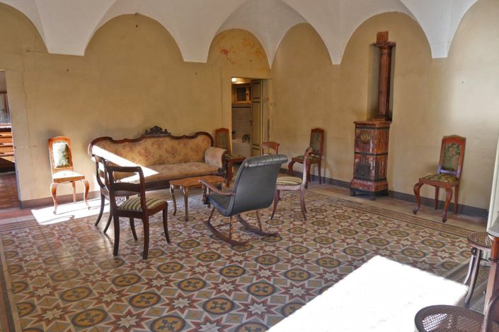 Image No.15-3 Bed Property for sale