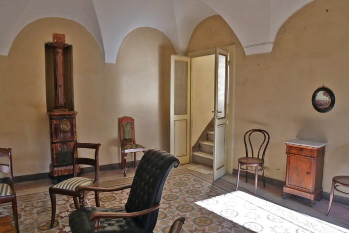 Image No.16-3 Bed Property for sale