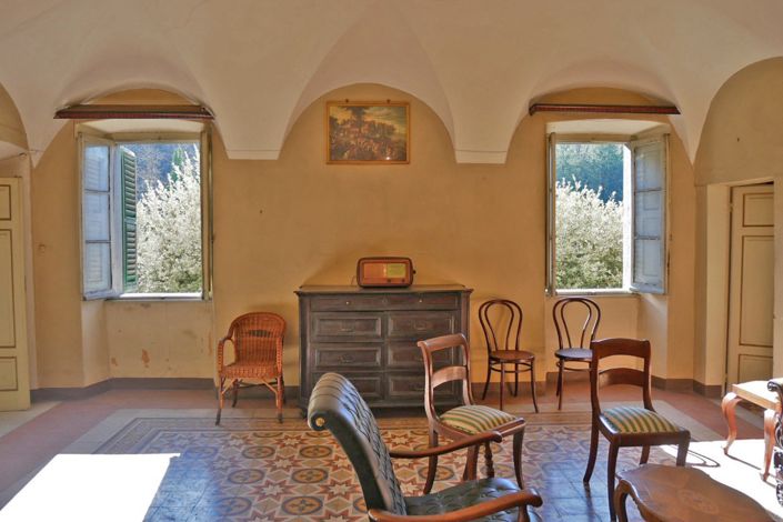 Image No.17-3 Bed Property for sale