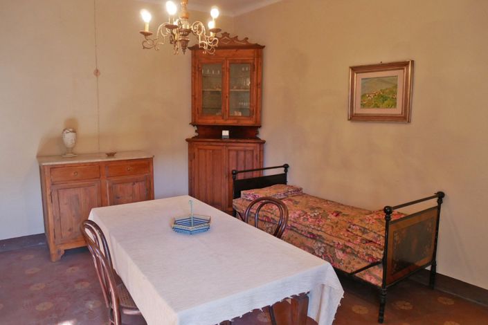 Image No.20-3 Bed Property for sale