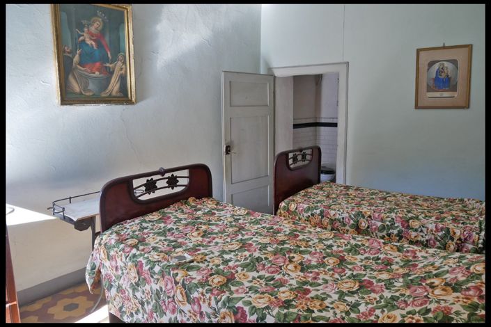 Image No.34-3 Bed Property for sale