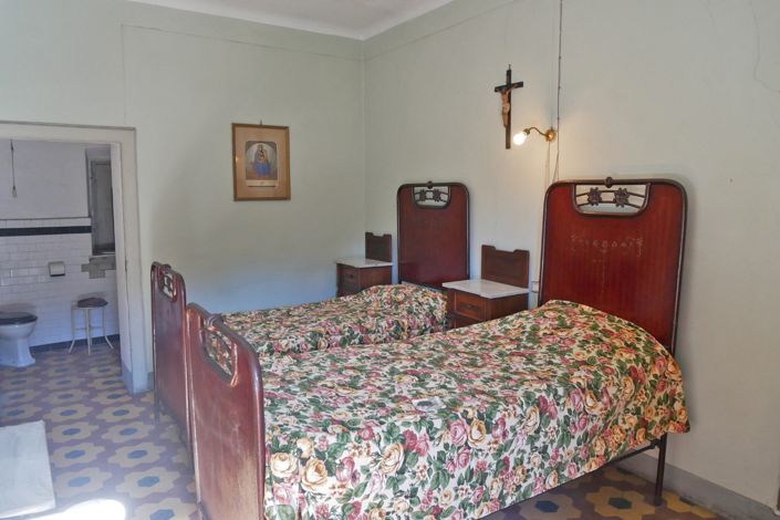 Image No.35-3 Bed Property for sale