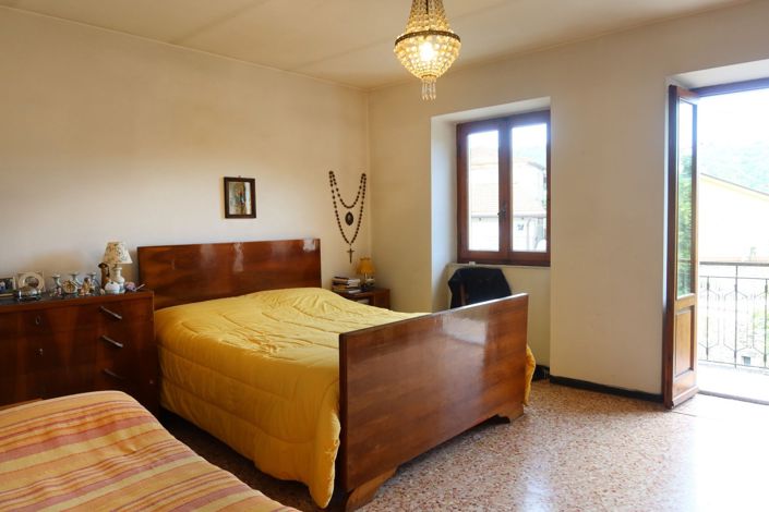 Image No.11-2 Bed Village House for sale