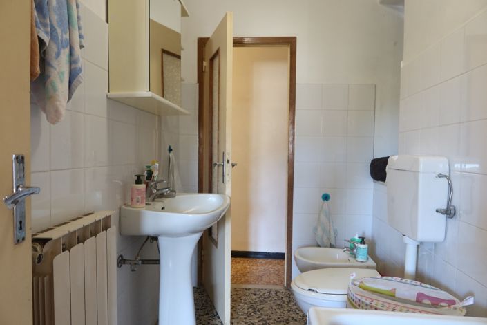 Image No.18-2 Bed Village House for sale