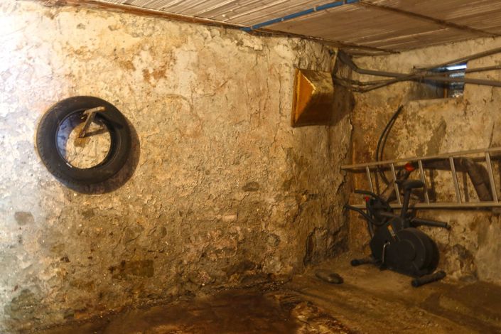 Image No.21-2 Bed Village House for sale