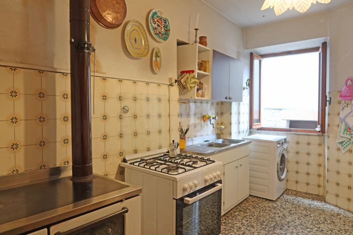 Image No.8-2 Bed Village House for sale