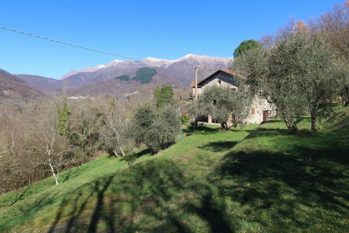 Image No.10-3 Bed Farmhouse for sale