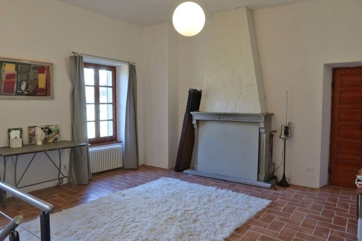 Image No.46-3 Bed Farmhouse for sale