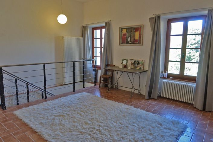 Image No.48-3 Bed Farmhouse for sale