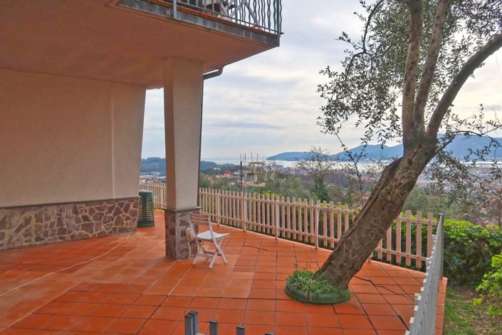 Image No.13-Propriété de 5 chambres à vendre à La Spezia