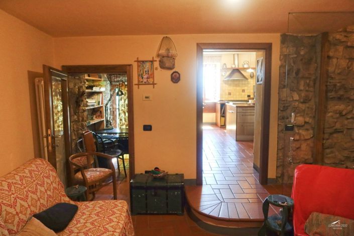 Image No.13-4 Bed Property for sale