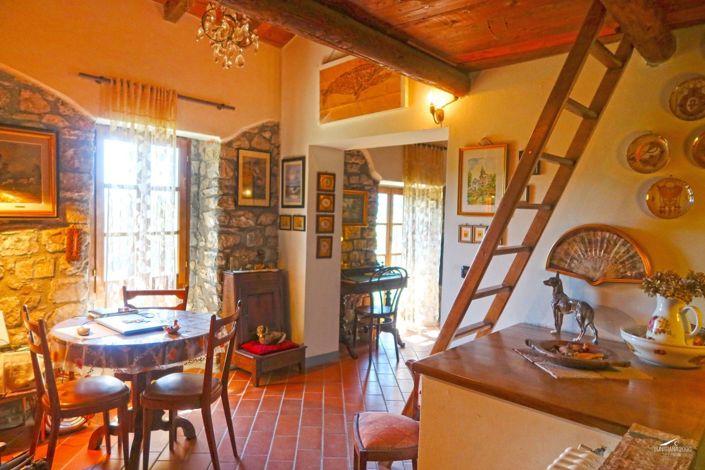 Image No.18-Propriété de 4 chambres à vendre à Bagnone