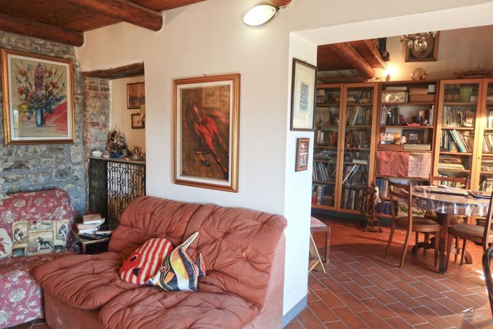 Image No.25-Propriété de 4 chambres à vendre à Bagnone