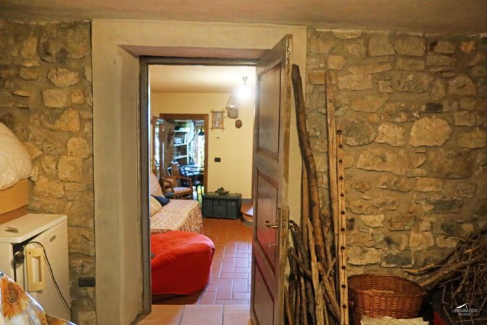 Image No.32-Propriété de 4 chambres à vendre à Bagnone