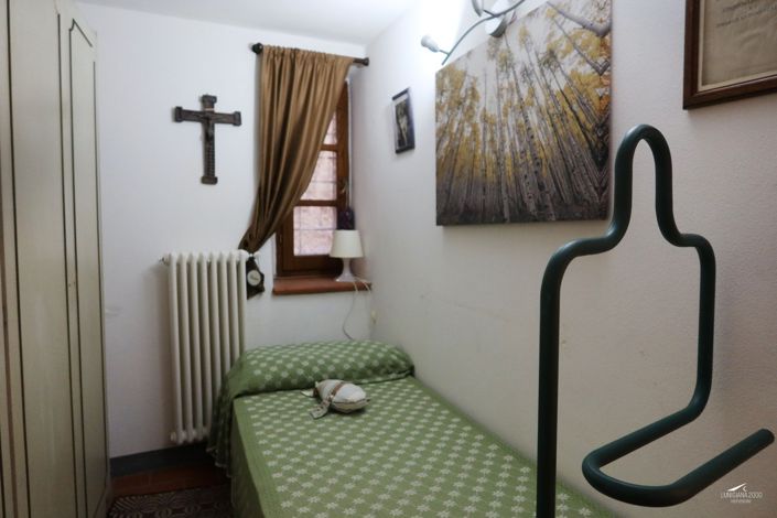 Image No.54-4 Bed Property for sale