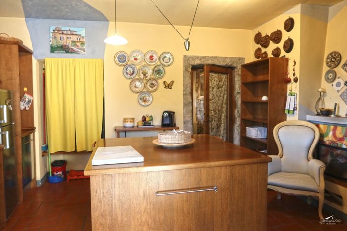Image No.7-Propriété de 4 chambres à vendre à Bagnone
