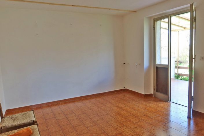 Image No.24-Propriété de 1 chambre à vendre à Filattiera