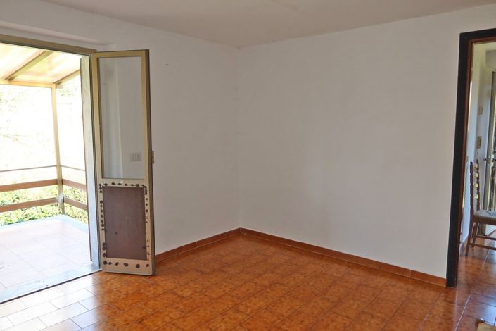 Image No.25-Propriété de 1 chambre à vendre à Filattiera