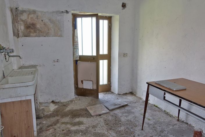 Image No.41-Propriété de 1 chambre à vendre à Filattiera