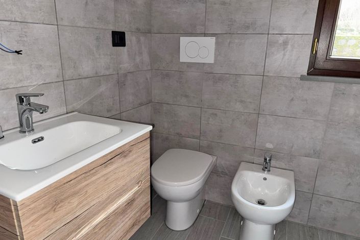 Image No.20-1 Bed Village House for sale