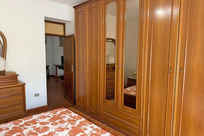 Image No.13-Propiedad con 6 dormitorios en venta