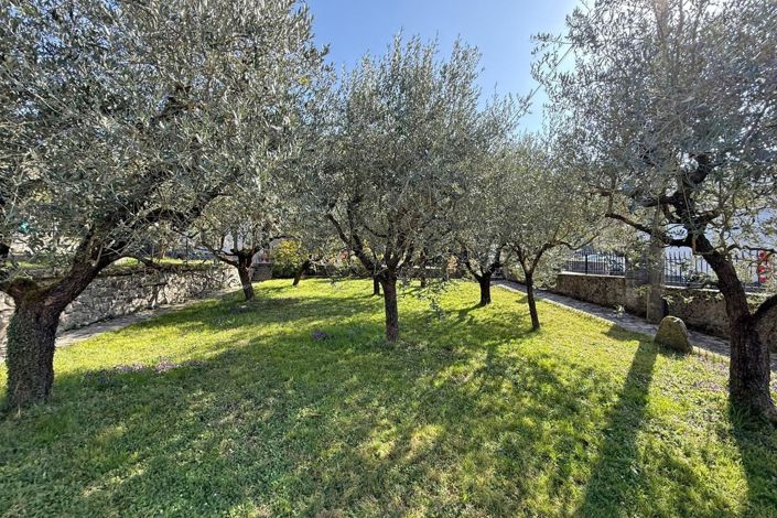 Image No.35-6 Bed Property for sale