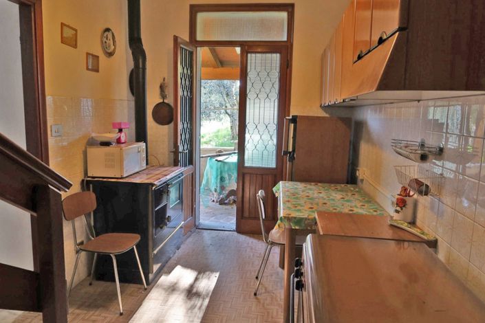 Image No.16-2 Bed Property for sale