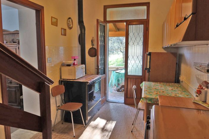 Image No.17-2 Bed Property for sale