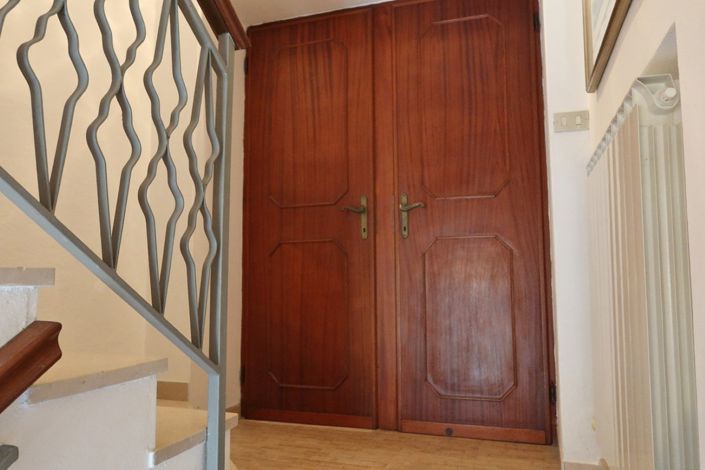 Image No.21-2 Bed Property for sale