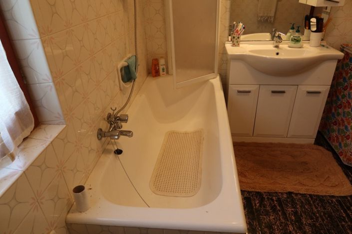 Image No.24-2 Bed Property for sale