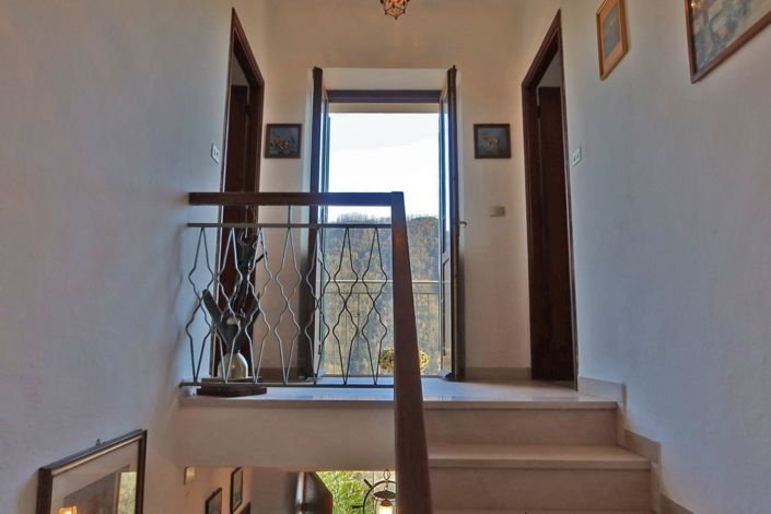 Image No.26-2 Bed Property for sale