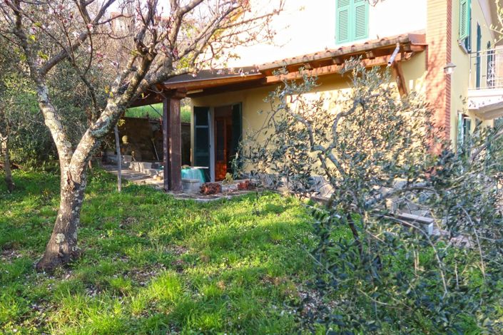 Image No.6-2 Bed Property for sale