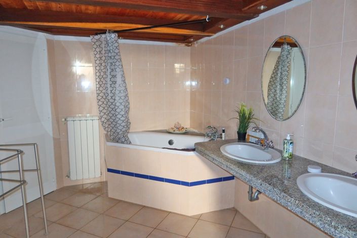 Image No.38-3 Bed Village House for sale