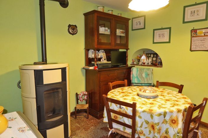 Image No.13-Propriété de 4 chambres à vendre à Fivizzano