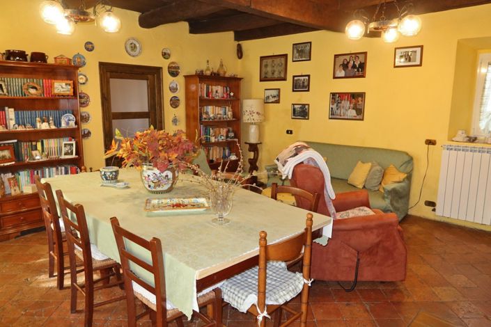 Image No.18-Propriété de 4 chambres à vendre à Fivizzano
