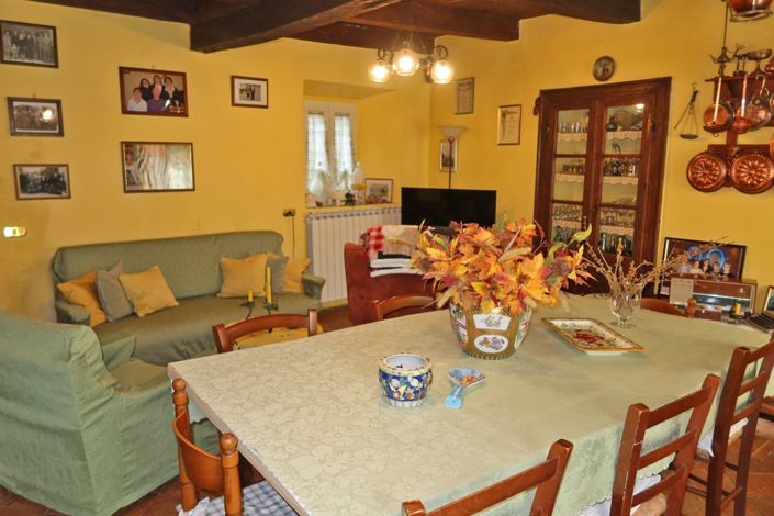 Image No.23-Propriété de 4 chambres à vendre à Fivizzano