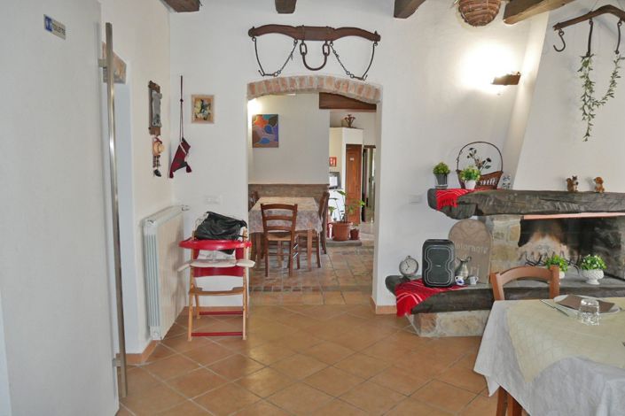 Image No.15-3 Bed Property for sale