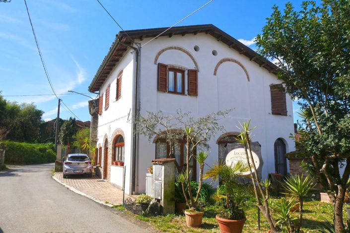 Image No.2-3 Bed Property for sale