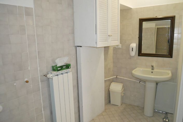 Image No.26-3 Bed Property for sale