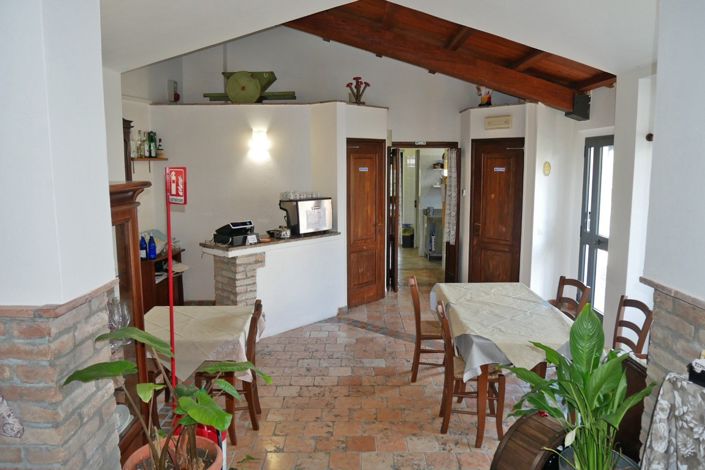 Image No.29-3 Bed Property for sale