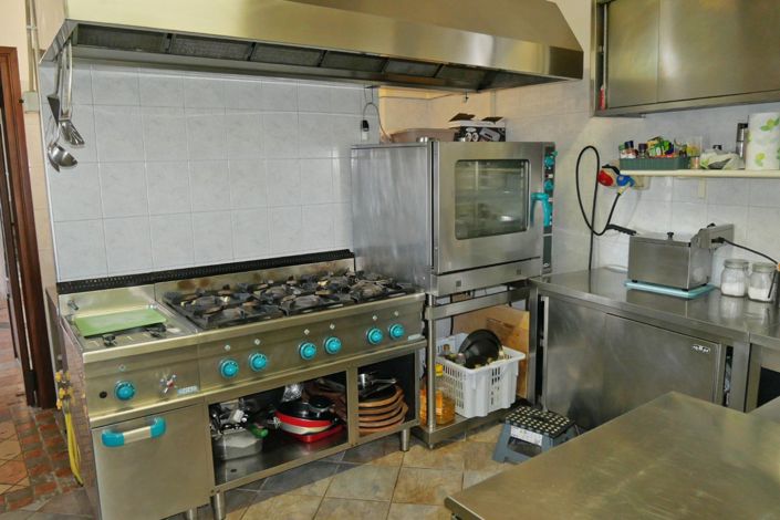 Image No.33-3 Bed Property for sale