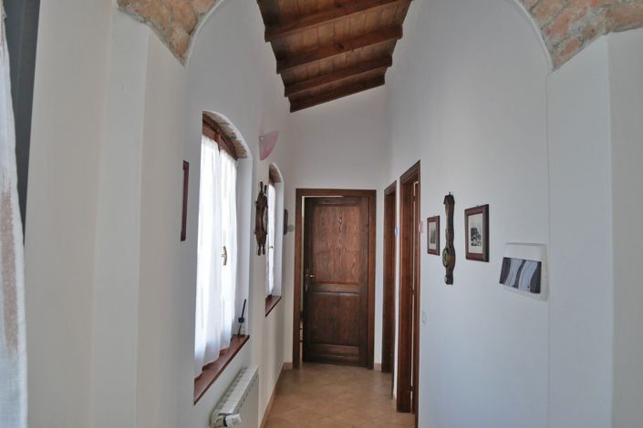 Image No.44-3 Bed Property for sale