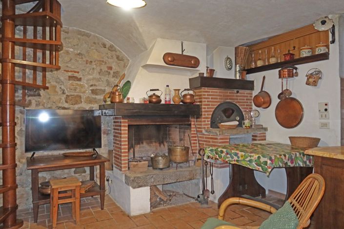 Image No.10-3 Bed Village House for sale