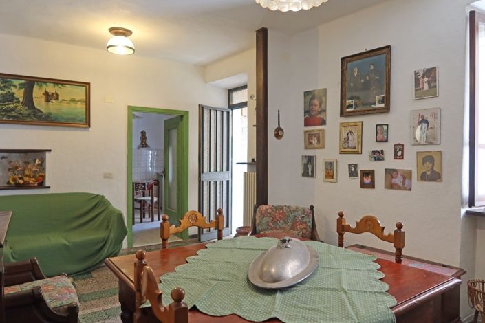 Image No.18-3 Bed Village House for sale